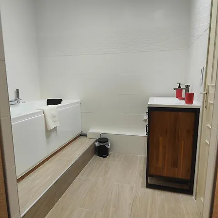 Elegant - 2 Personnes En Velay Lägenhet